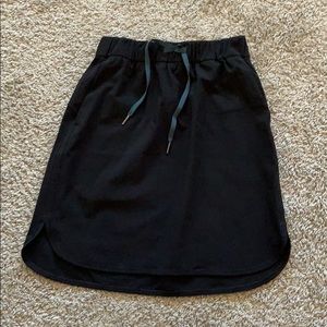 On the fly lululemon skirt